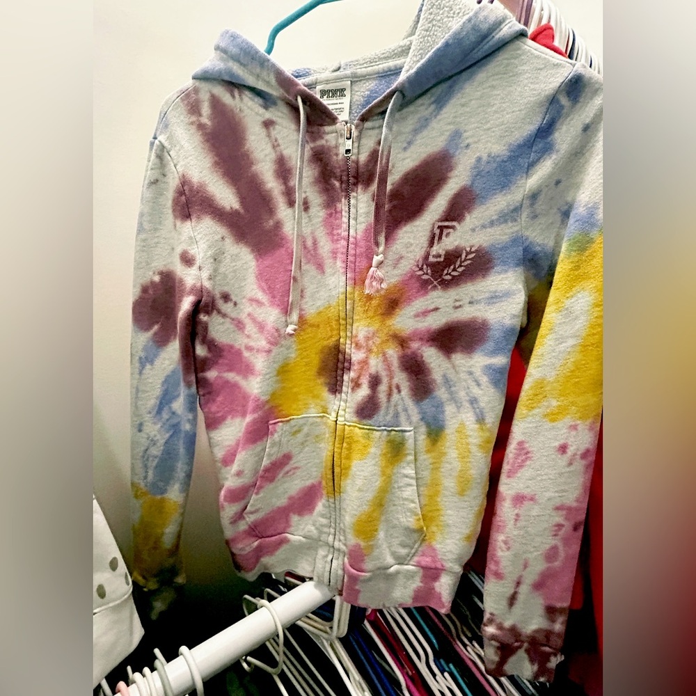 Women’s sz XS VS PINK tie-dyed zipup hooded jacket. Great Condition